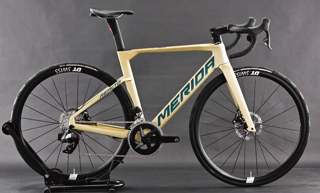 MERIDA ロードバイク クリーム色 REACTO 状態ランクA】｜【M351】REACTO RIVAL-EDITION（2025 リアクト