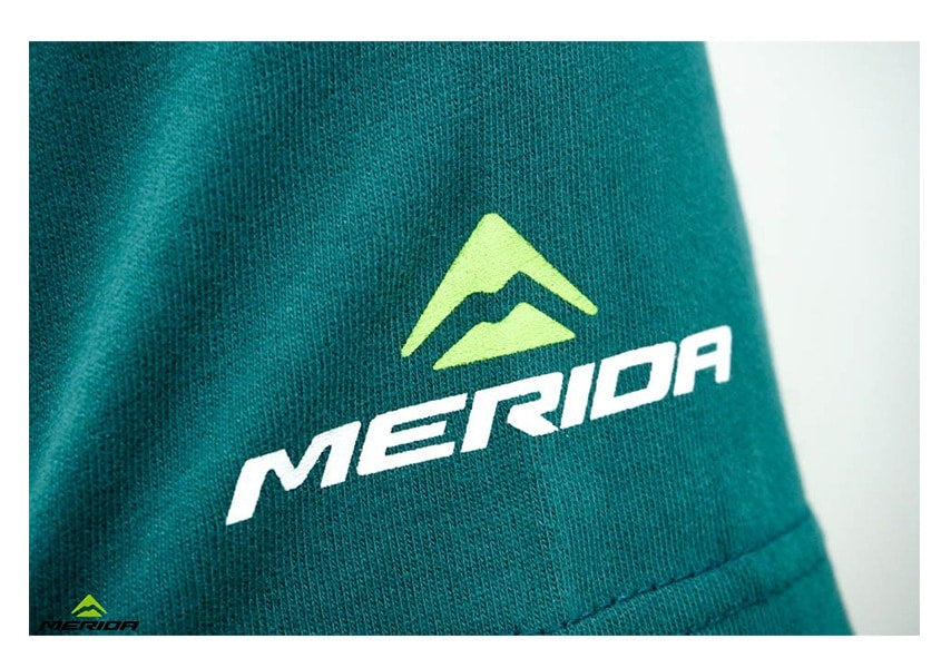 TシャツMERIDAビックロゴ　レディース