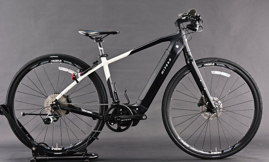 【状態ランクC】 ❘ 【H16】CRUISE i 6180 ❘ 43cm
