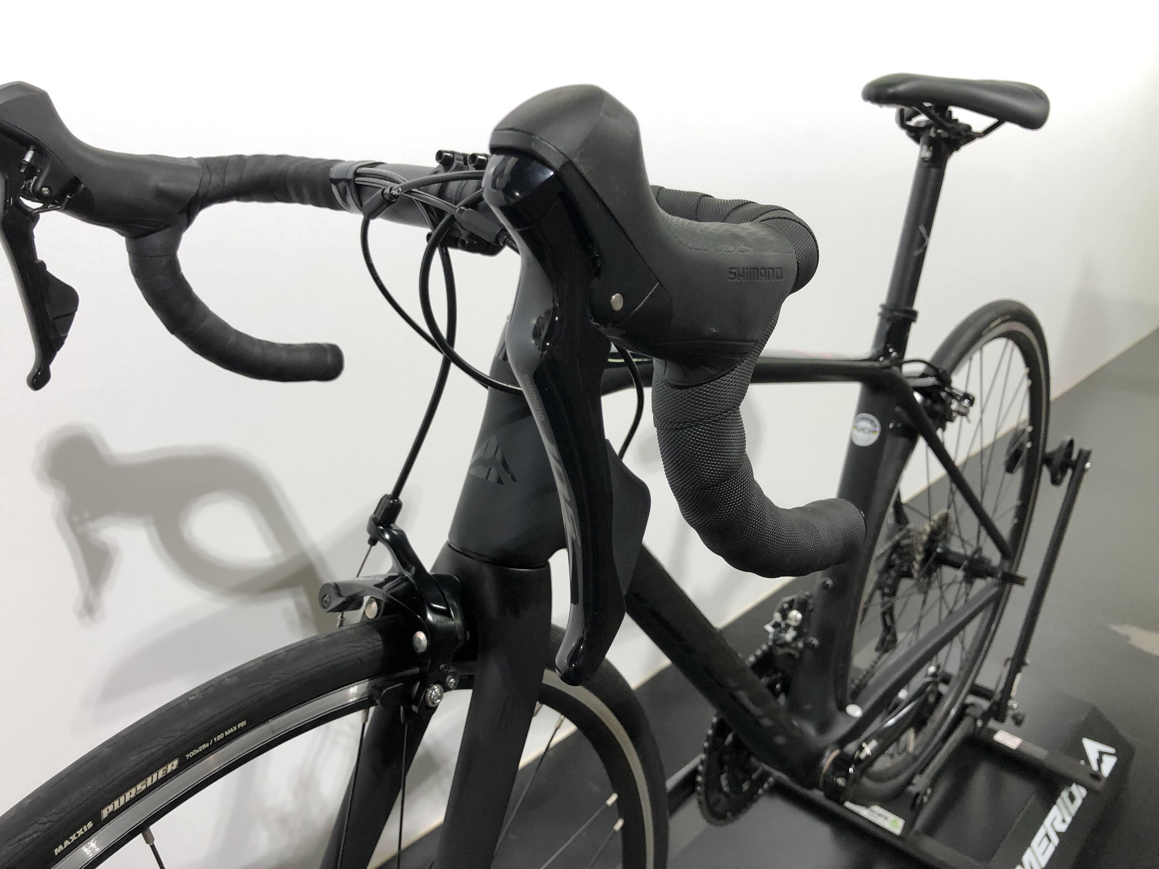 状態ランクB】｜【M095】2025 スクルトゥーラ リム 4000｜47cm(XS