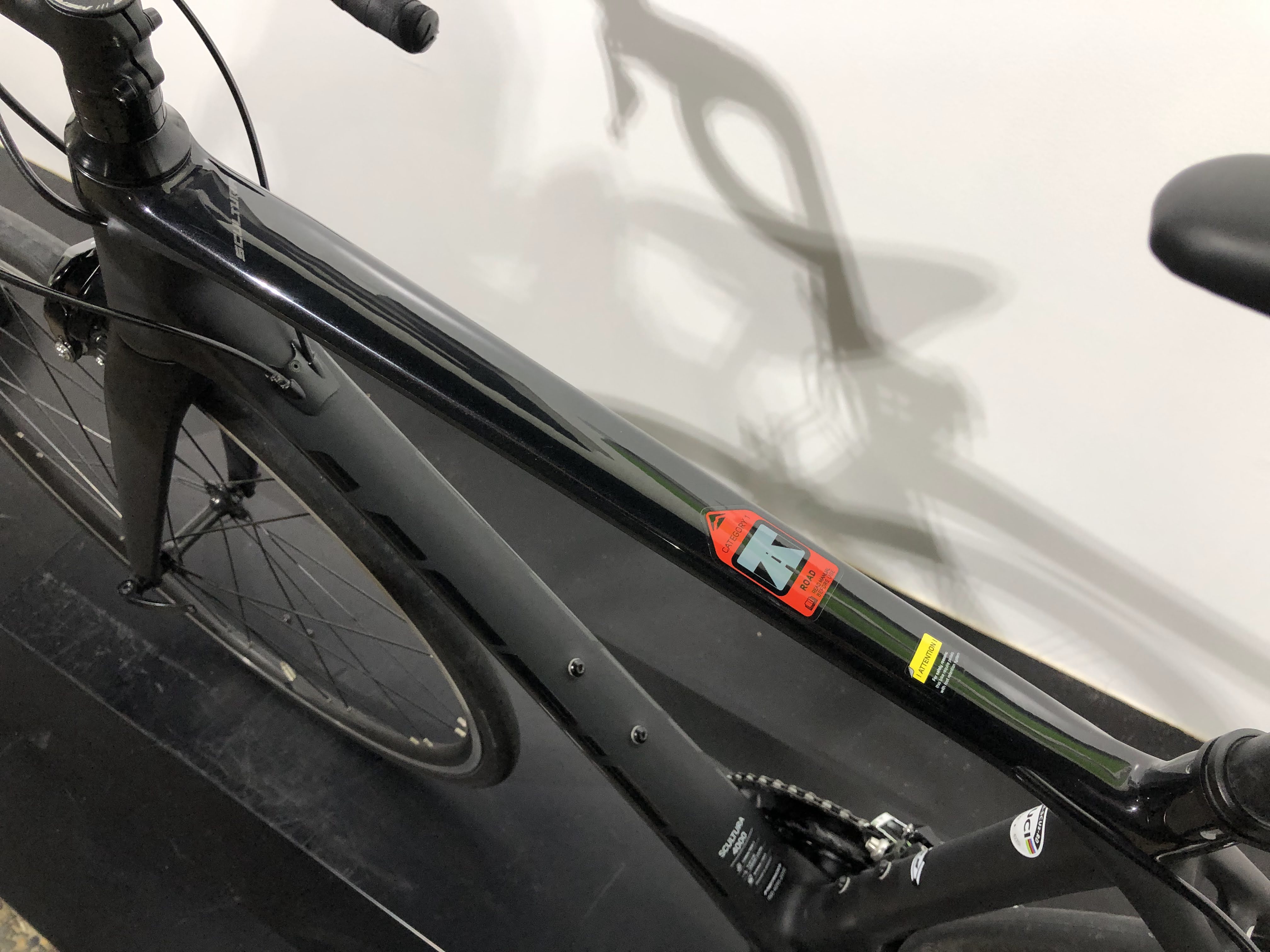 状態ランクB】｜【M095】2025 スクルトゥーラ リム 4000｜47cm(XS