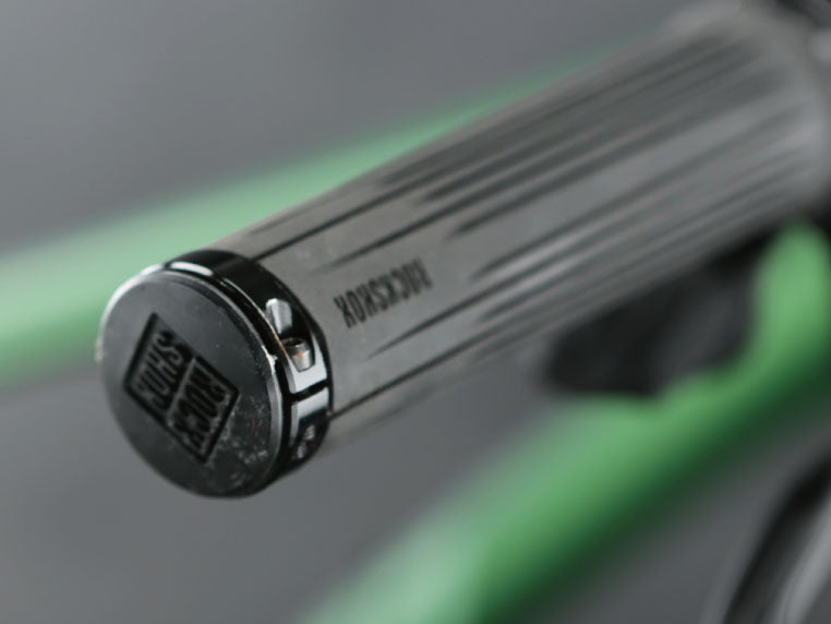 状態ランクA】｜【M286】BIG.NINE TR （2025 ビッグナイン）8000｜41cm