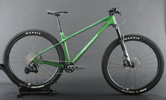 【状態ランクA】 ❘ 【M289】BIG.NINE TR 8000 ❘ 44cm(L)