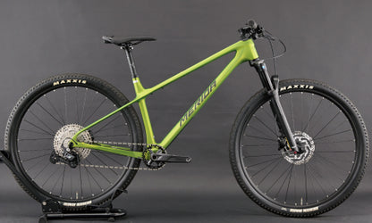 【状態ランクA】 ❘ 【M292】 BIG.NINE 3000 ❘ 44cm(L)