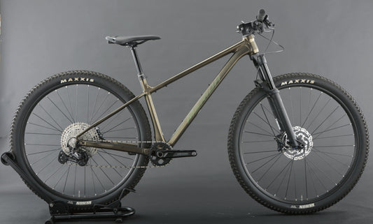 【状態ランクA】 ❘  【M295】BIG.NINE TR LIMITED ❘ 41cm(M)