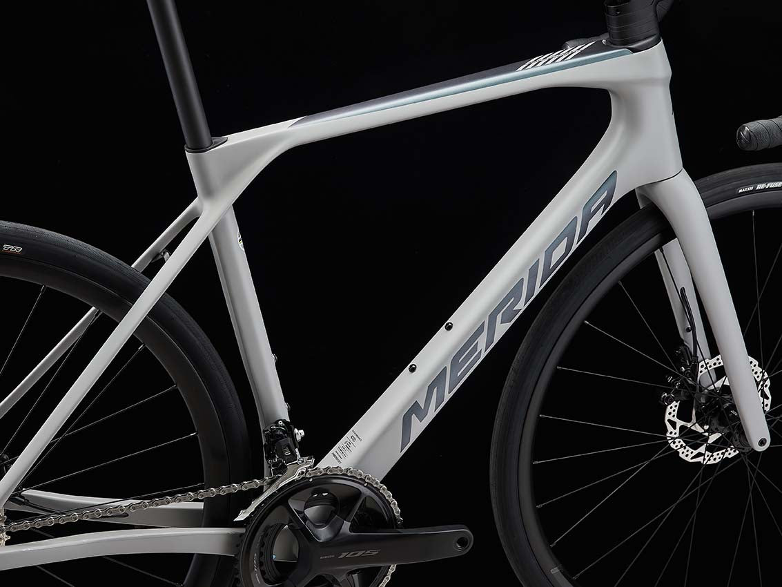 SCULTURA ENDURANCE（スクルトゥーラ エンデュランス）4000｜MERIDA