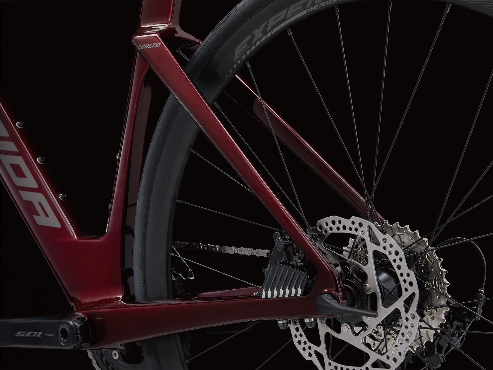 REACTO（リアクト） 4000｜MERIDA公式オンラインショップ｜MERIDA SHOP